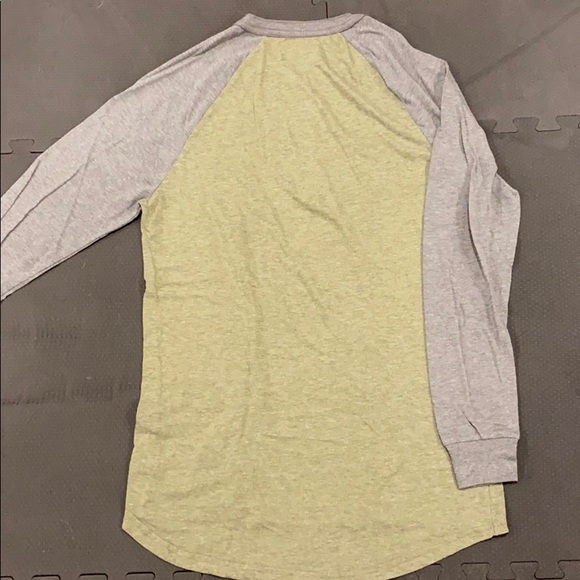 Lularoe Long Sleeve - Picture 4 of 5